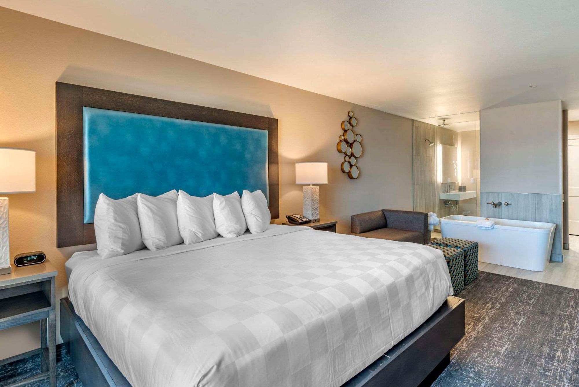Lincoln Sands Oceanfront Resort, Ascend Hotel Collection Exterior foto